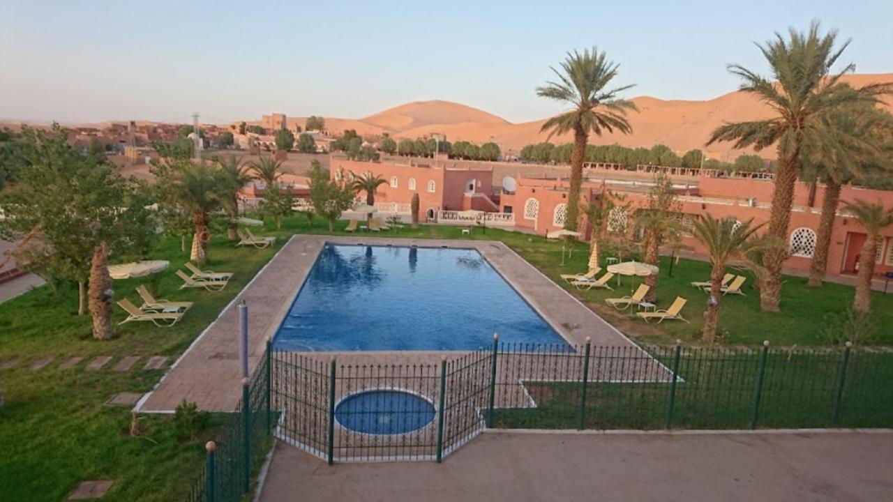 Taghit Saoura Hotel Bagian luar foto