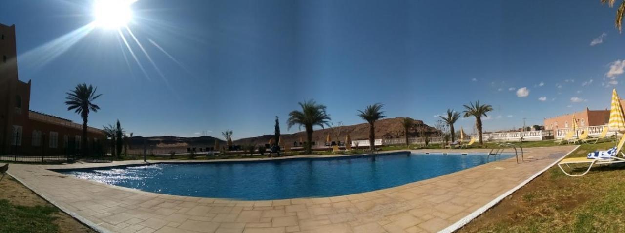 Taghit Saoura Hotel Bagian luar foto