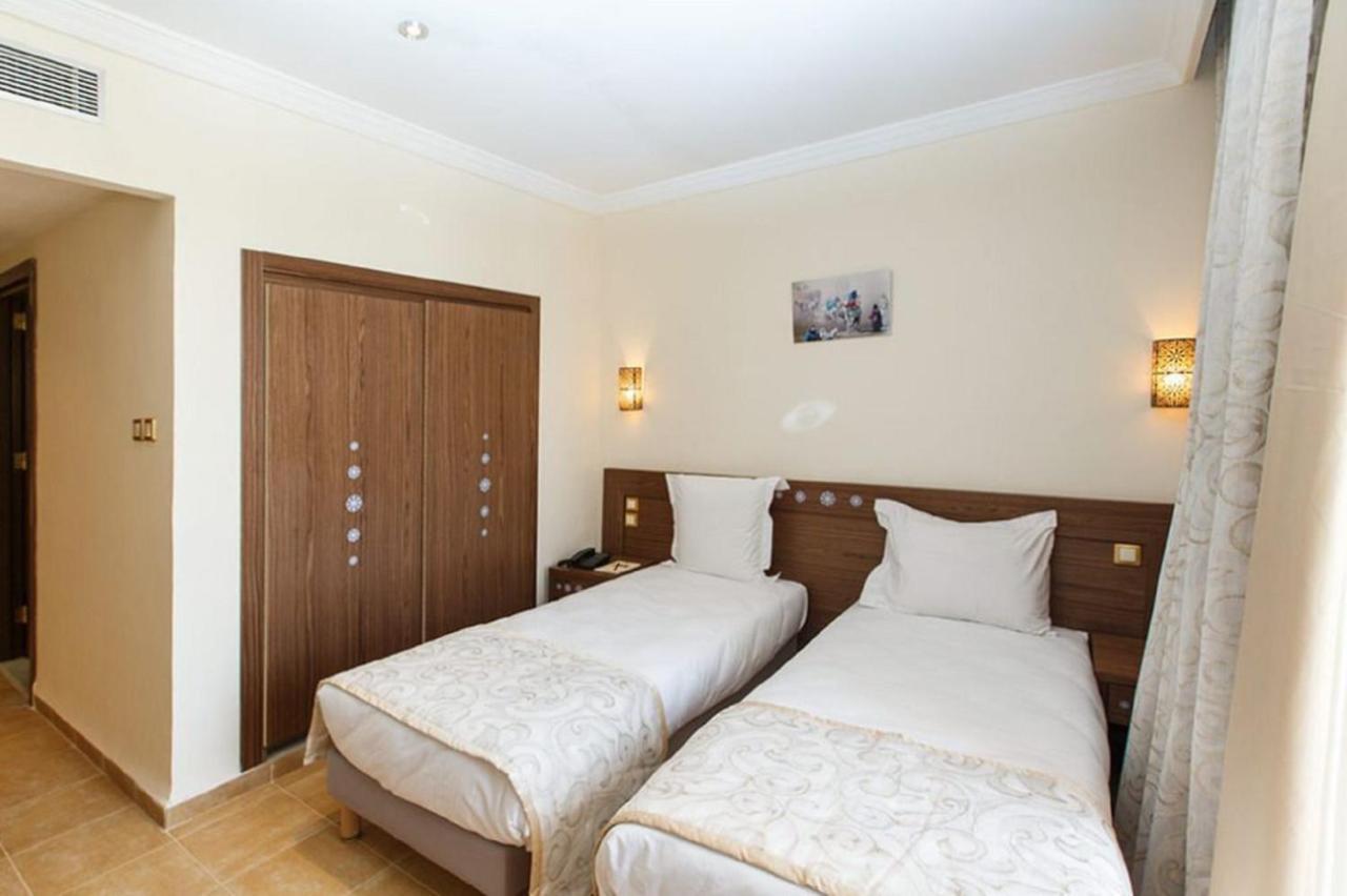 Taghit Saoura Hotel Bagian luar foto